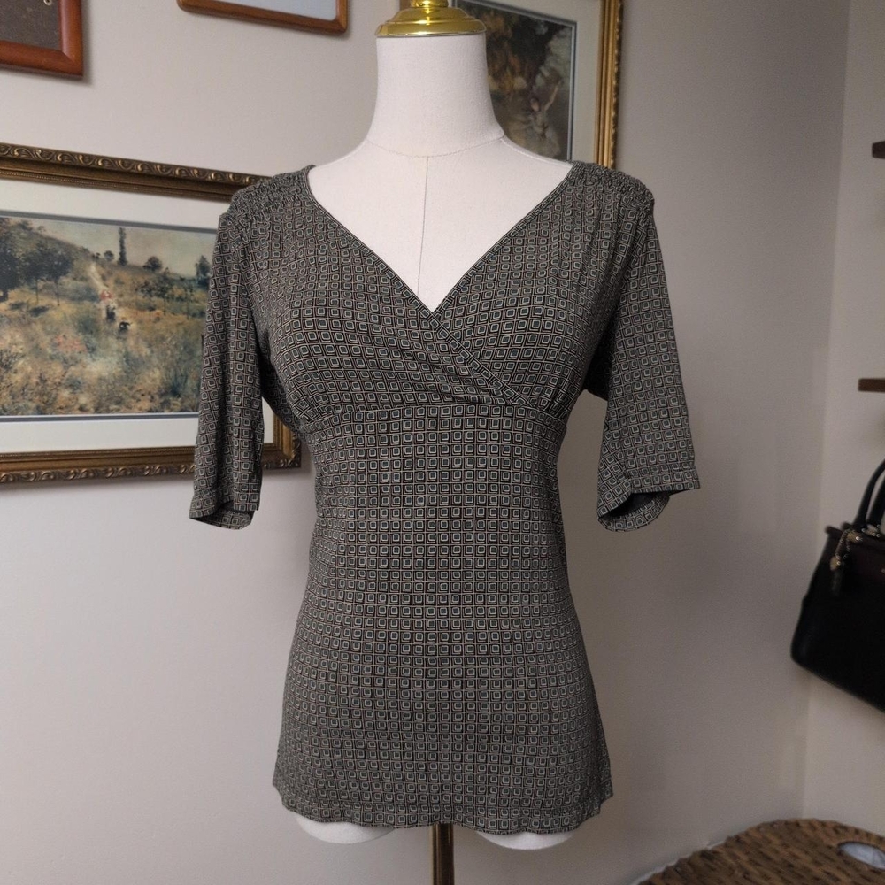 LOFT Black Patterned V-Neck Blouse